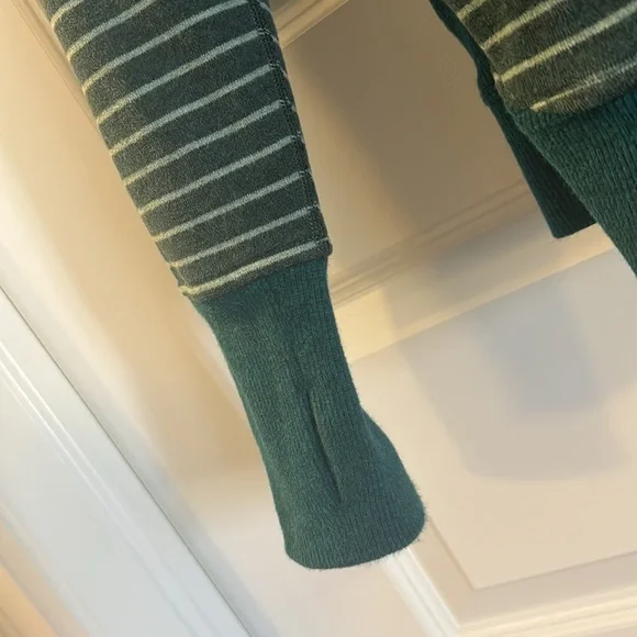 Lululemon Full Zip Scuba - Picture 5 of 8